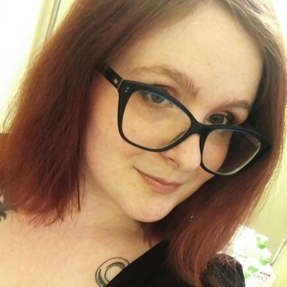 Profile Picture of Bailey Purvis (@baileypurvis111) on Poshmark