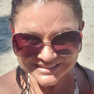 Profile Picture of Jillian M JakubsRiley (@JakubsRiley) on Facebook