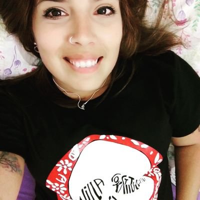 Profile Picture of Cynthia Olivera (@chichicrzz) on Twitter