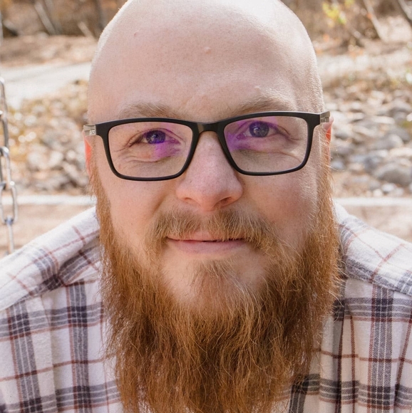 Profile Picture of Corey Downing (@goosedowning) on Poshmark