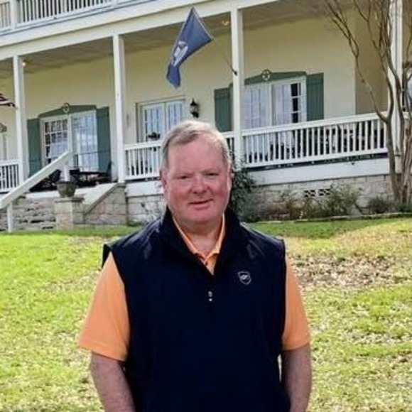 Profile Picture of Derek Pocock (@derekpocock) on Poshmark