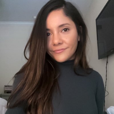 Profile Photo of Debbie Dominguez (@DebbieD15695327) on Twitter