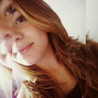 Profile Picture of Emily Melo (@emilymelo29) on Twitter
