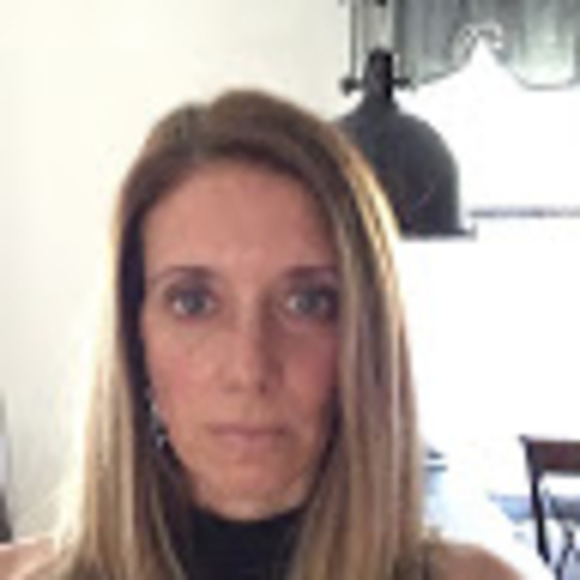 Profile Picture of Christina Fricano (@cmhaberle) on Poshmark