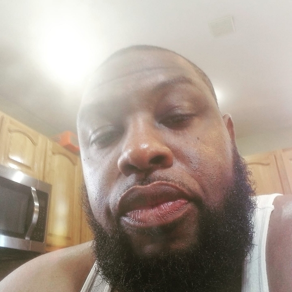 Corcel Smallhorne - Poshmark Profile Picture of Corcel Smallhorne (@bigcor4prez) on Poshmark