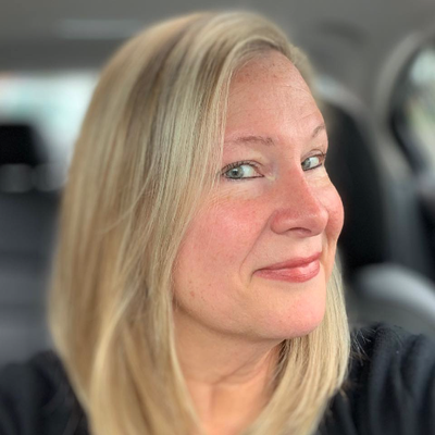 Profile Picture of Lori Cooper (@LovelyLady503) on Twitter