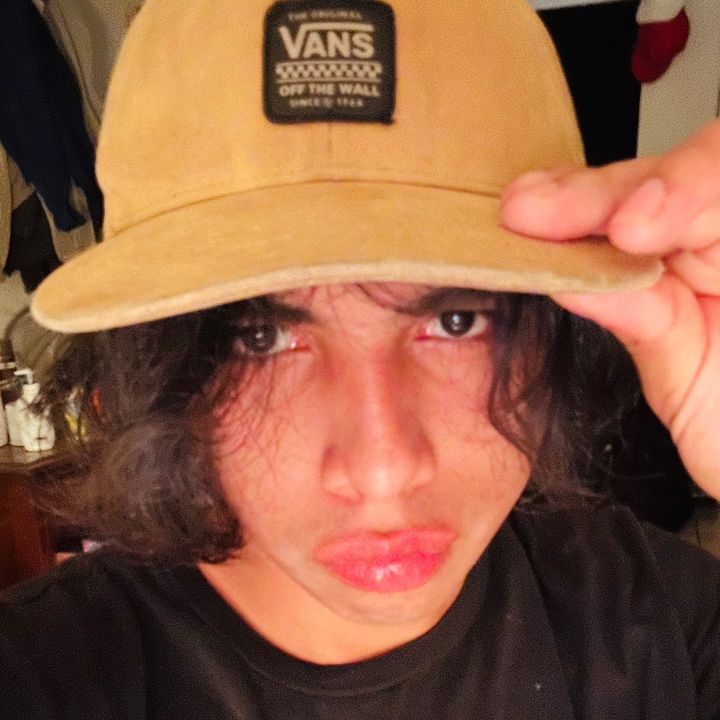 Profile Picture of Daniels (@sexyboyssawyer) on Tiktok