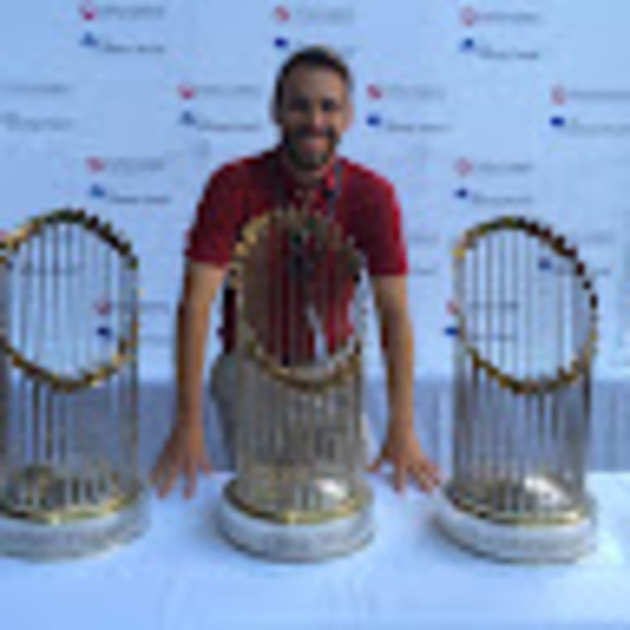 Profile Picture of Dylan Hand (@dylanhand) on Poshmark