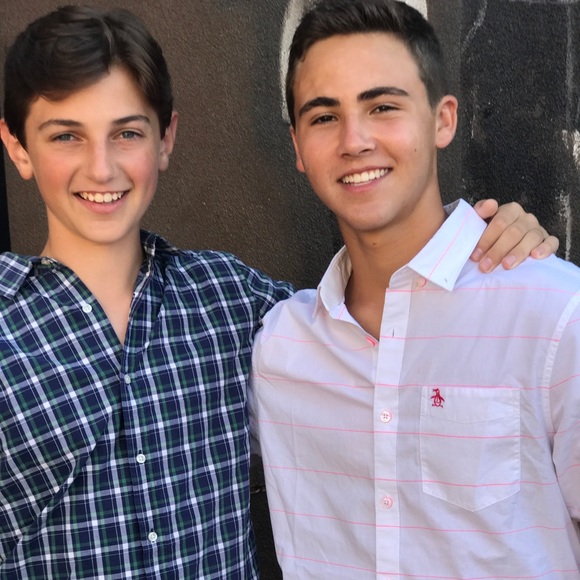 Profile Picture of Alex Shapiro (@alexshapiro7) on Poshmark