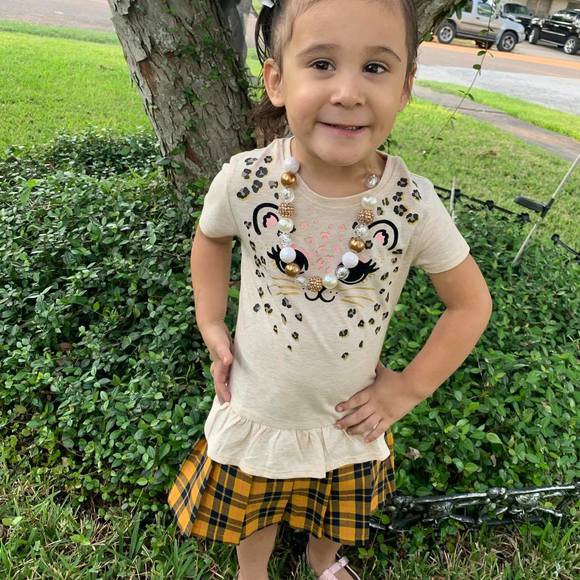 Profile Picture of Jonathan Longoria (@jonathanlongori) on Poshmark