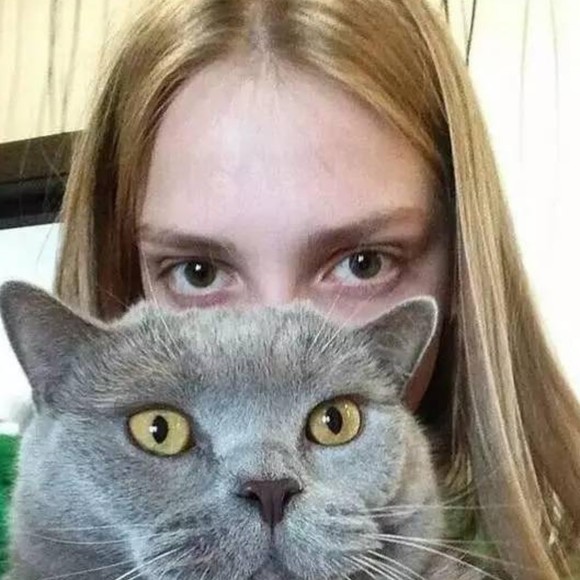 Profile Picture of Joyleen Kani (@joyleenni) on Poshmark