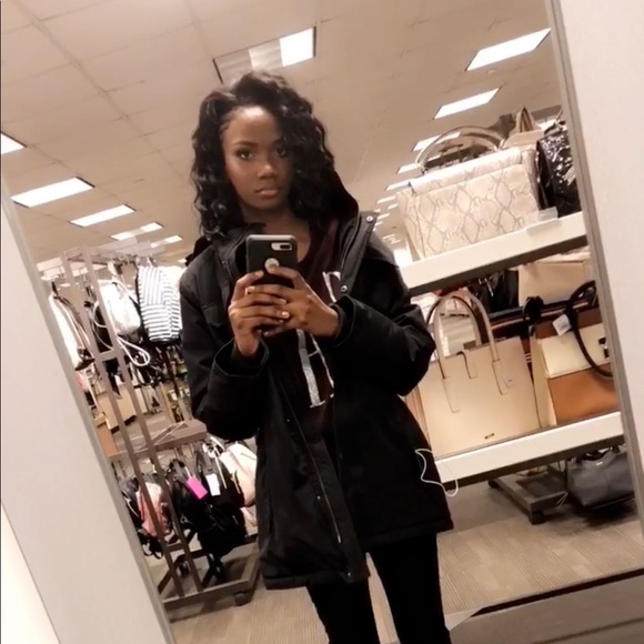 Profile Picture of Ashanti Boyd (@shanti0718) on Poshmark