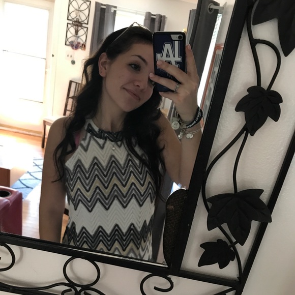 Profile Picture of Ashlee Camarote (@acamarote12) on Poshmark