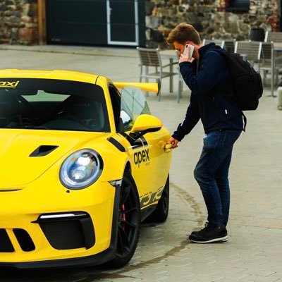 Profile Picture of Tom (@TomStamp) on Twitter