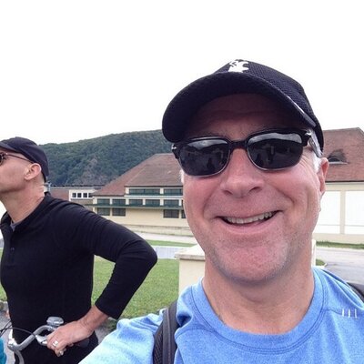 Profile Picture of Stephen Lazar (@StephenL_SF) on Twitter