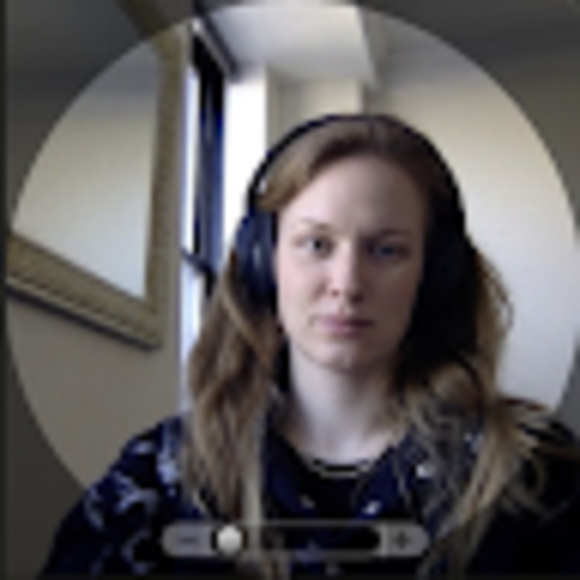 Profile Picture of Janna Poppinga (@jannapoppinga) on Poshmark