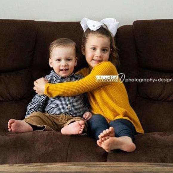 Profile Picture of Katie Tuzinsky (@katietuzinsky) on Poshmark