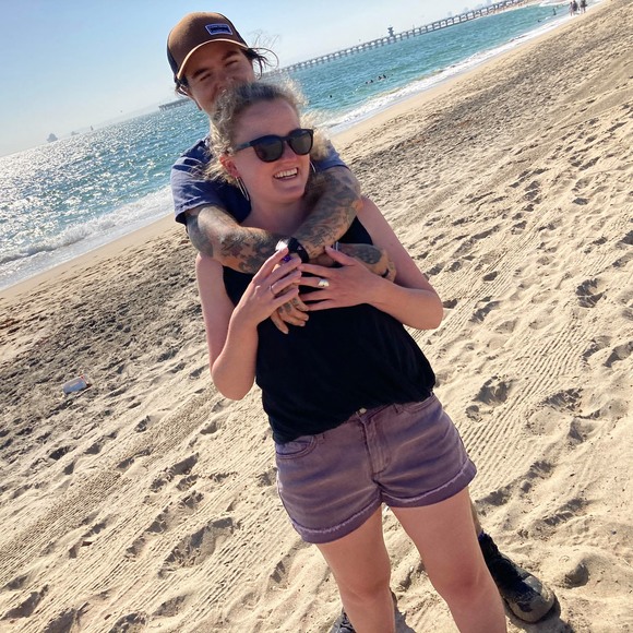 Profile Picture of Taylor Starns (@taytaymctay) on Poshmark