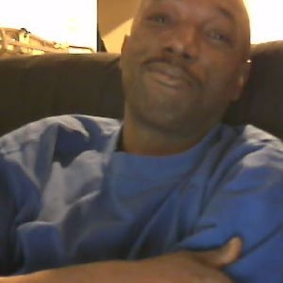 Profile Picture of Joe Davis (@19arw89) on Poshmark