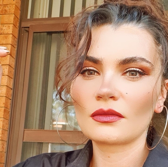 Profile Picture of Oriola Jaupi (@oriolajaupi) on Poshmark