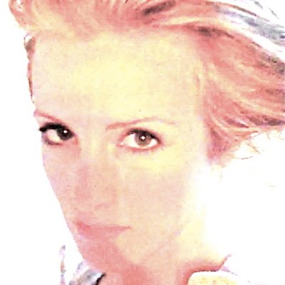 Profile Picture of Shelly Raine (@shellyraine) on Twitter