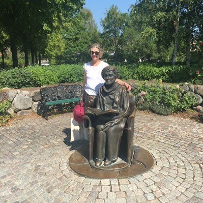 Profile Picture of Catherine Hanson Grant (@CathyHGrant) on Twitter