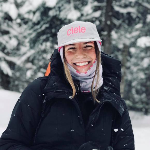 Profile Picture of Mathilde Laporte (@mathildelaporte) on Poshmark