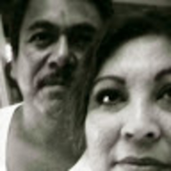 Profile Picture of Mely Lopez (@lopezmely16) on Poshmark