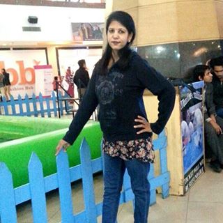 Profile Picture of Arti Sethi (@arti.sethi.10) on Facebook