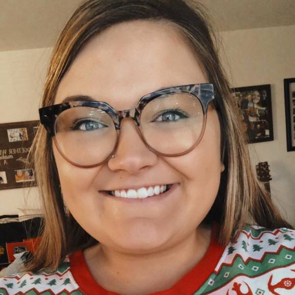 Profile Picture of Alex Barringer (@alexcoy812812) on Poshmark