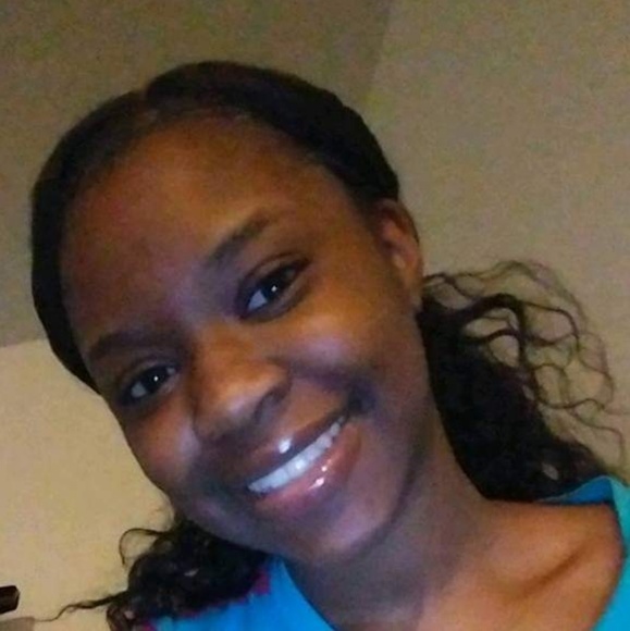 Profile Picture of Jalynne Grissom (@babygirlj18) on Poshmark