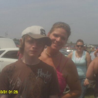 Paula Wallis - Twitter Profile Picture of Paula Wallis (@paulajw69) on Twitter