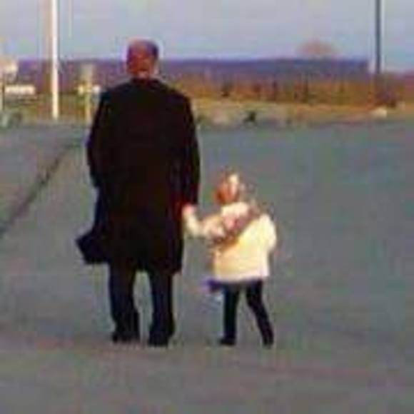 Profile Picture of Lisa Grau (@gammygammy2000) on Poshmark