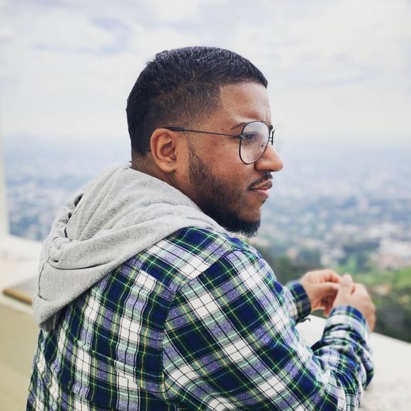 Profile Picture of Steven Rosas (@spitfiresr) on Poshmark