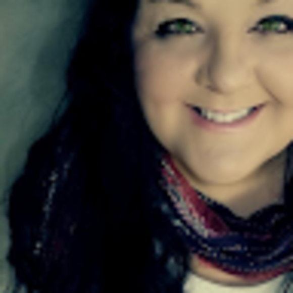 Profile Picture of Sheila Bernheisel (@vsbernheisel96) on Poshmark