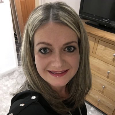 Profile Picture of Fiona Moore  💙 (@fionamoore10) on Twitter