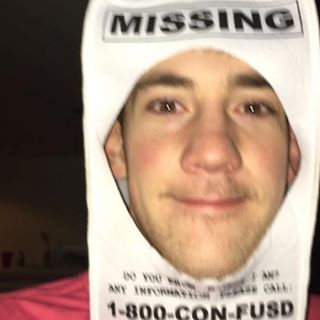 Profile Picture of Joe Harnett (@joe.harnett.5) on Facebook