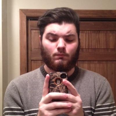 Profile Picture of Andrew Kiff (@pizzarollsouls) on Twitter