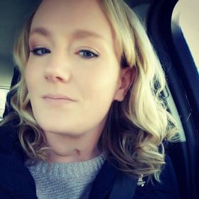 Profile Picture of Nicky Watson (@nickanoodle) on Pinterest