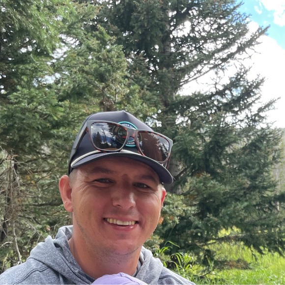 Jacob Carley - Poshmark Profile Picture of Jacob Carley (@j_carley) on Poshmark