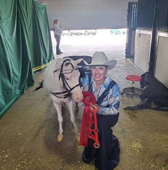 Profile Picture of Jennifer Mulgrew (@jennifermulgrew) on Poshmark