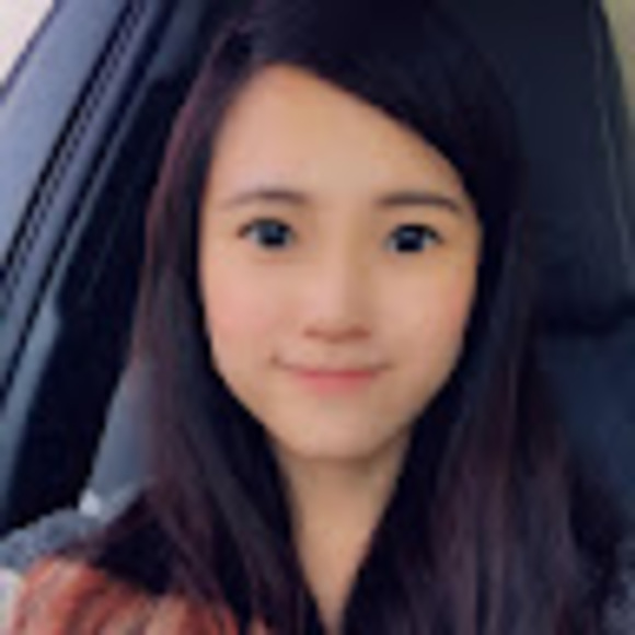 Profile Picture of Wen-chi Yeh (@carlissyeh) on Poshmark