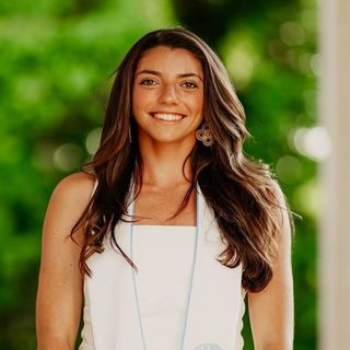 Profile Picture of Olivia Dirks (@olivia_dirks) on Instagram
