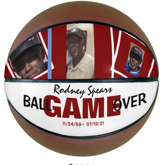 Profile Picture of Calvin Spears (@calvin_spears) on Poshmark