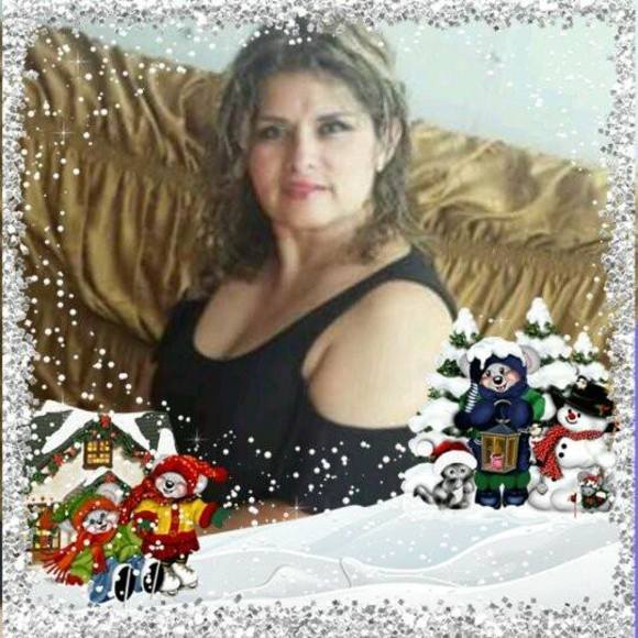 Profile Picture of Yenny Herreros (@lilian1965) on Poshmark