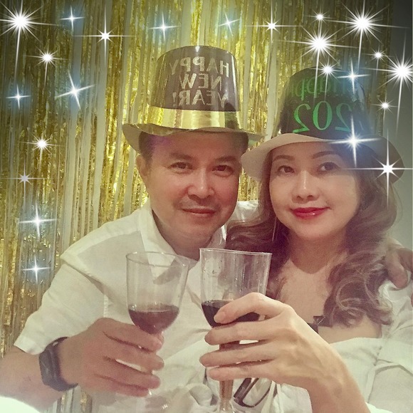 Profile Picture of Ruby ngoc Dam (@ngocdam67) on Poshmark