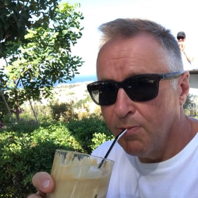 Profile Picture of Stephen Usher (@StephenNUsher) on Twitter