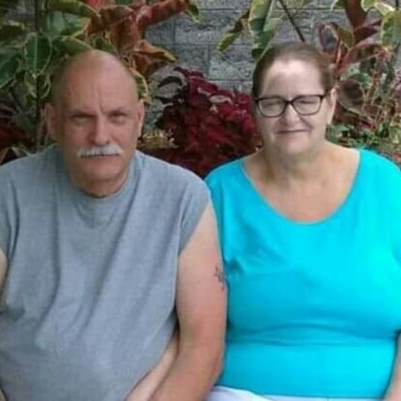 Profile Picture of Doris Karnuth (@djkarnuth) on Poshmark