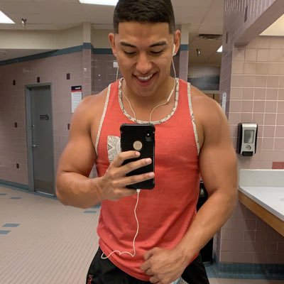 Profile Picture of Michael Anthony (@PatRonPapi06) on Twitter