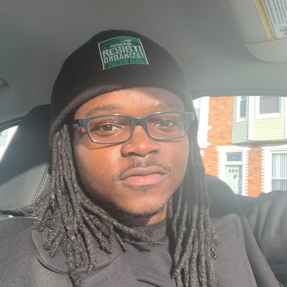 Profile Picture of Adrian Williams (@rastehuti) on Poshmark